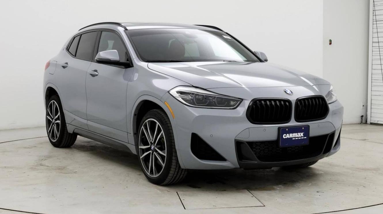 BMW X2 2023 WBXYJ1C08P5V35143 image