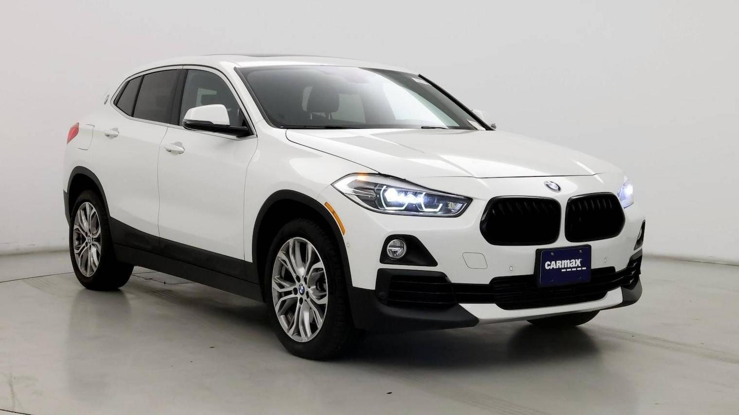 BMW X2 2018 WBXYJ5C34JEF80835 image