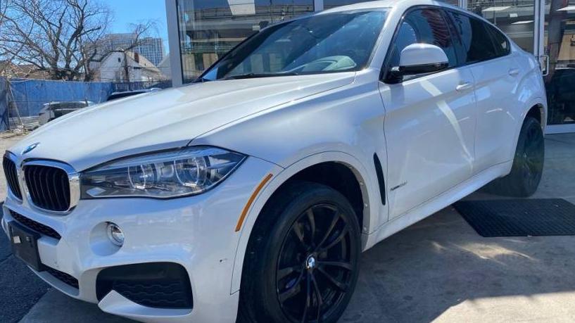 BMW X6 2018 5UXKU2C53J0Z62213 image