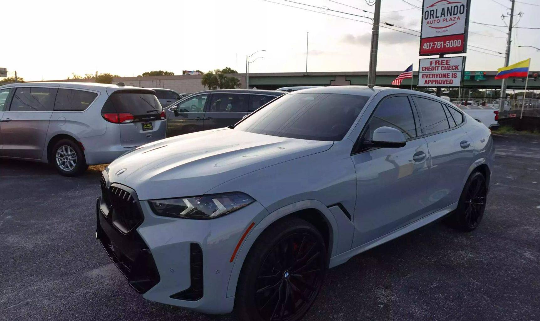 BMW X6 2024 5UX33EX05R9V16739 image