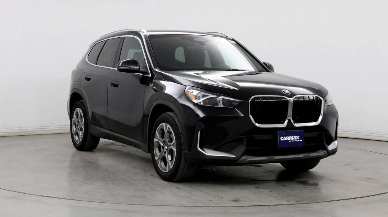 BMW X1 2023 WBX73EF01P5X87180 image