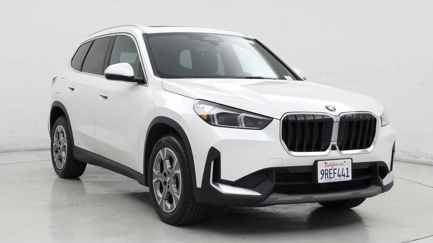 BMW X1 2023 WBX73EF04P5W14804 image