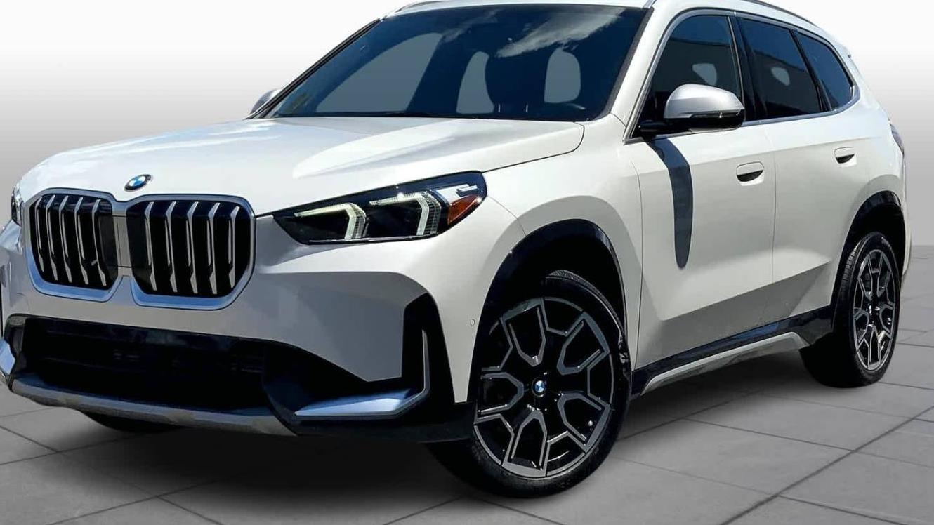 BMW X1 2023 WBX73EF03P5W23235 image