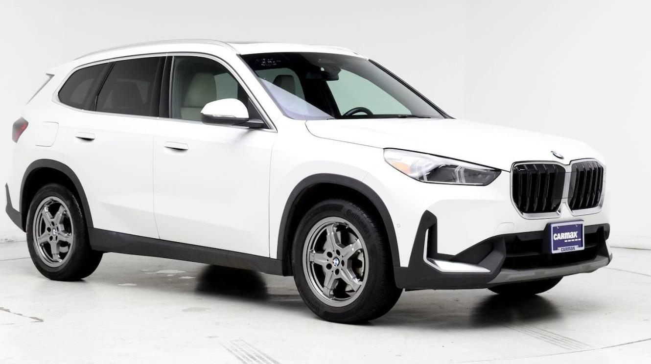 BMW X1 2023 WBX73EF02P5W61622 image