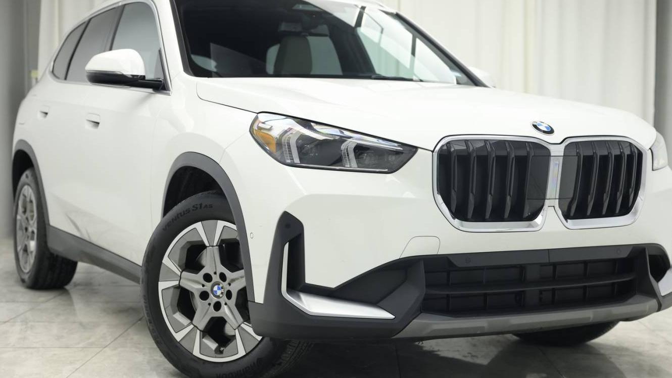 BMW X1 2023 WBX73EF03P5W40536 image