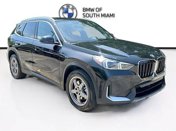 BMW X1 2023 WBX73EF06P5W09507 image