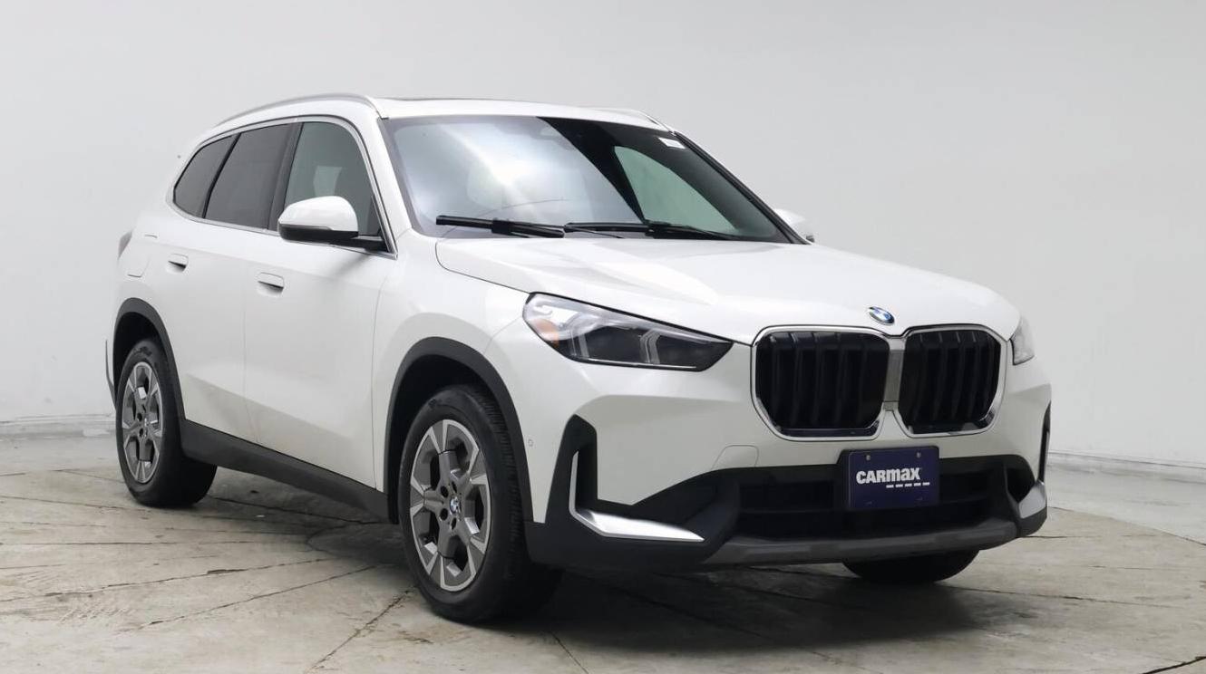 BMW X1 2023 WBX73EF05P5W36083 image