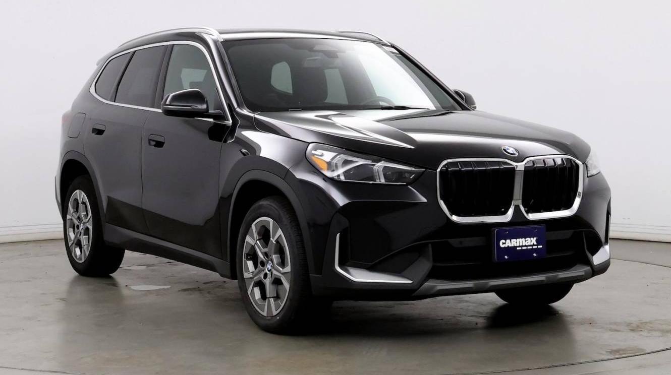 BMW X1 2023 WBX73EF03P5X03909 image