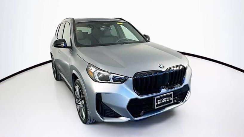 BMW X1 2023 WBX73EF00P5V83020 image