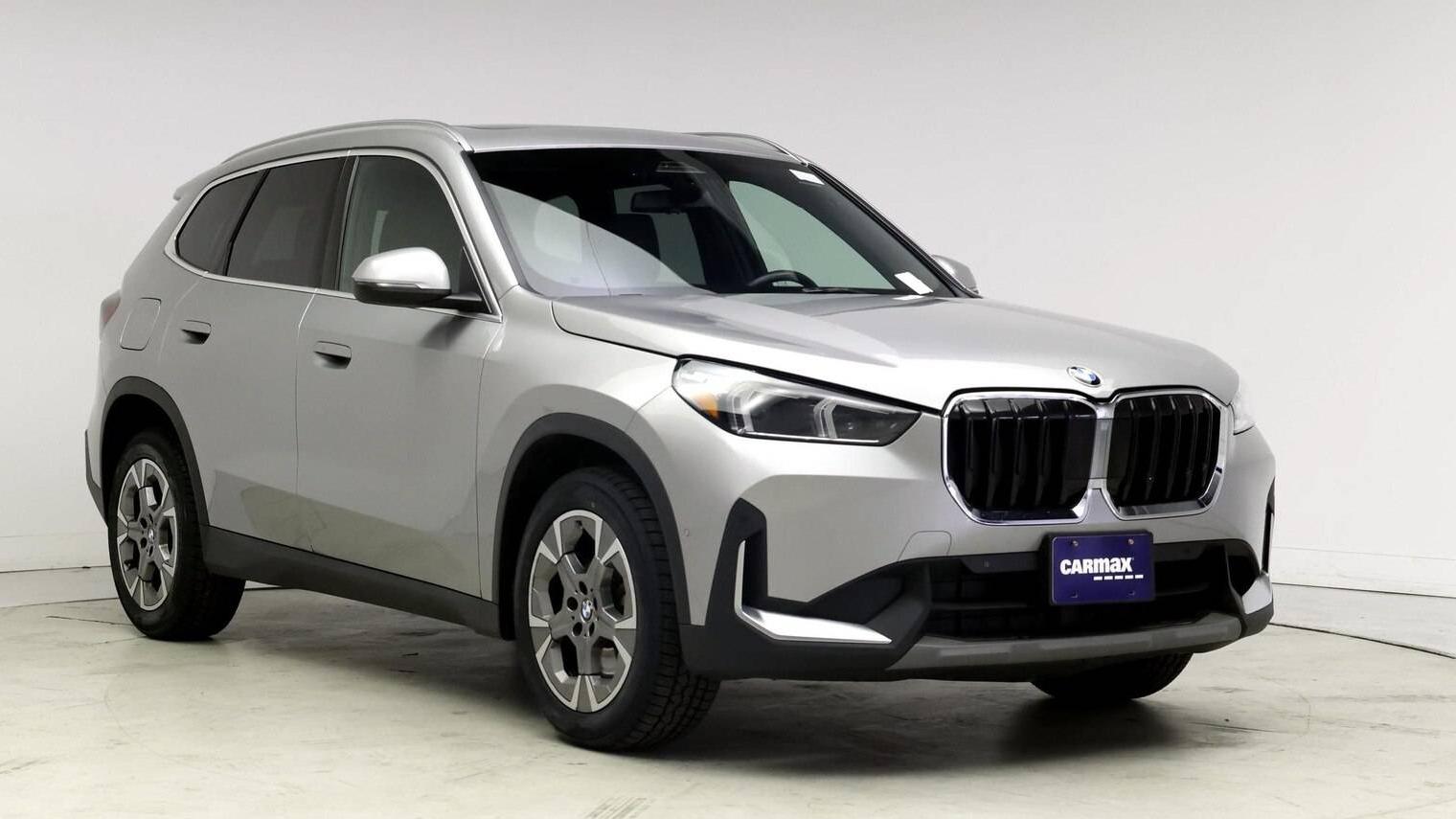 BMW X1 2023 WBX73EF09P5X84589 image