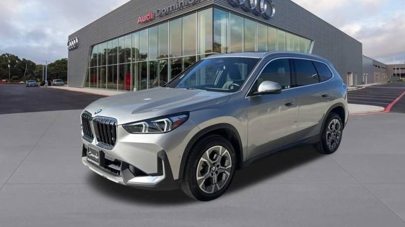 BMW X1 2023 WBX73EF08P5X87581 image