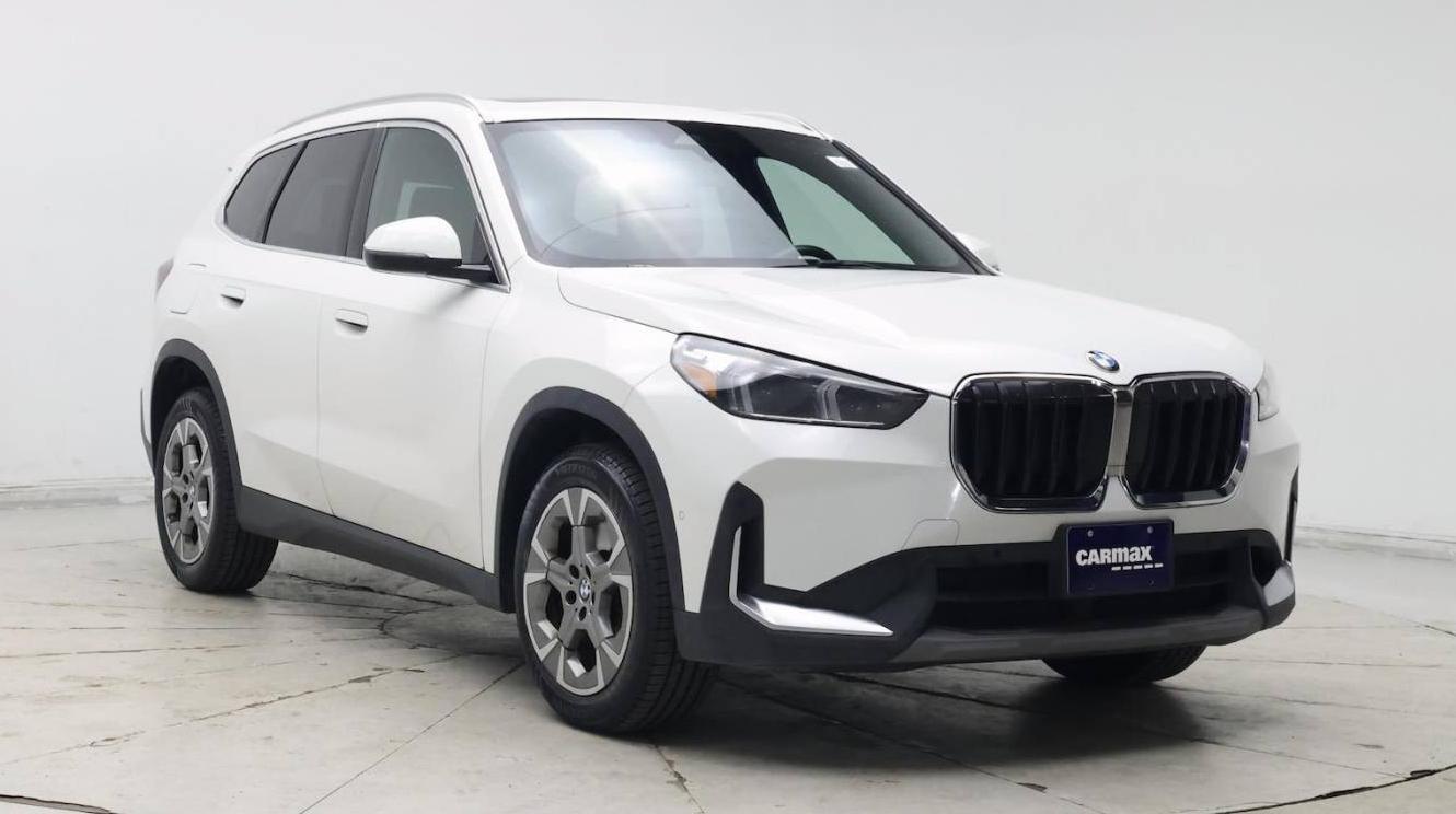 BMW X1 2023 WBX73EF08P5V95223 image