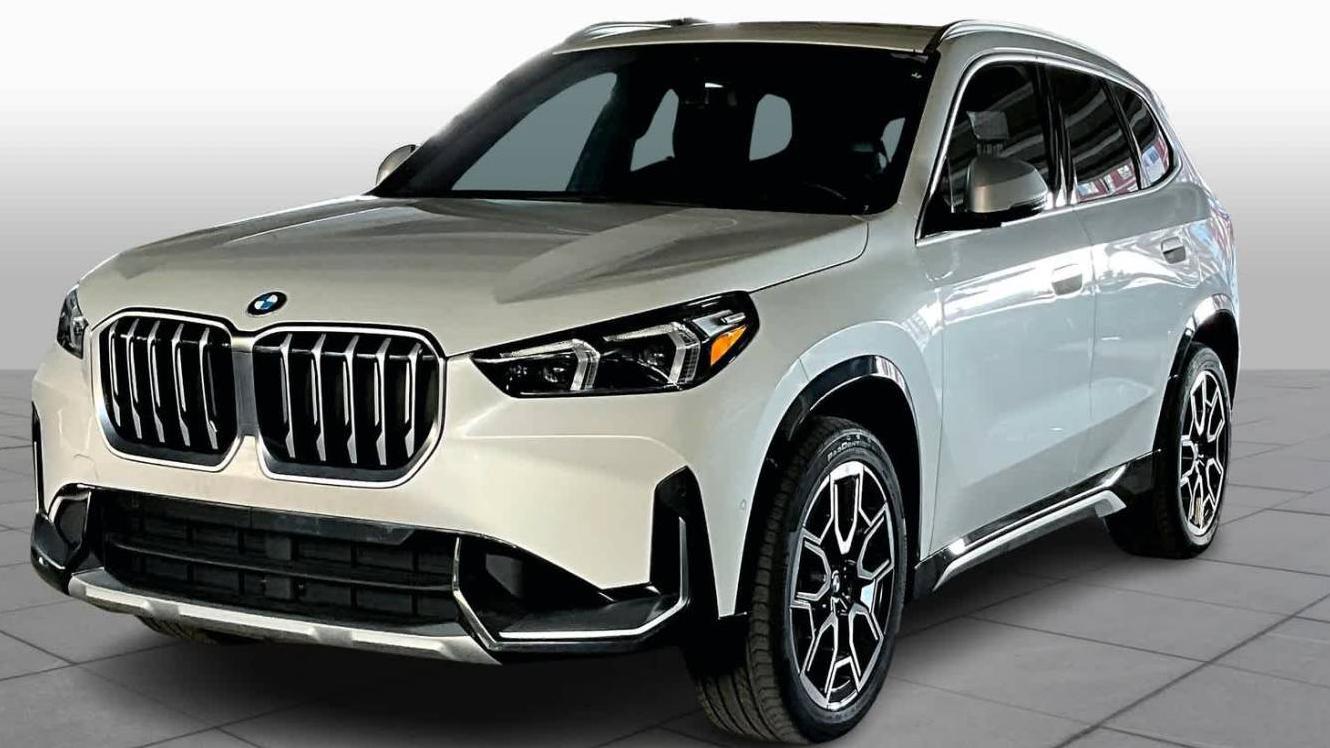 BMW X1 2023 WBX73EF05P5W52932 image