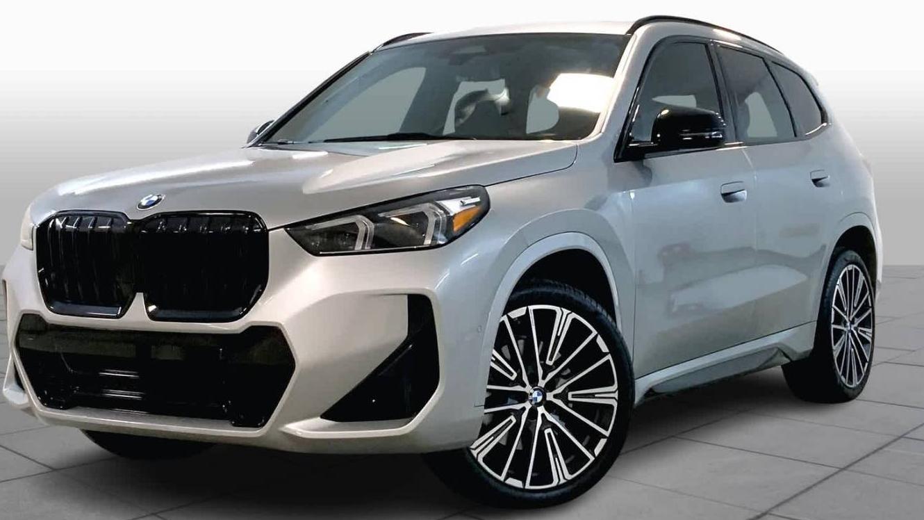 BMW X1 2023 WBX73EF02P5W13621 image