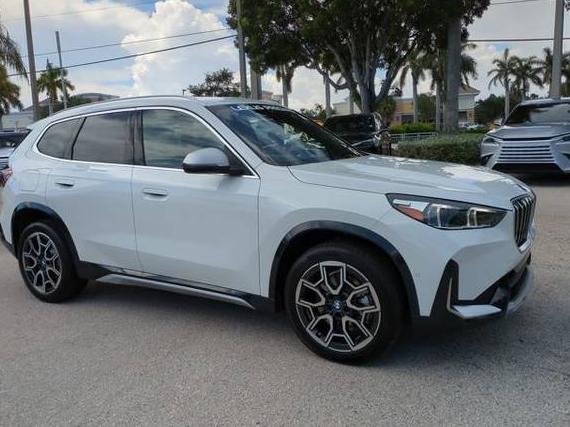 BMW X1 2023 WBX73EF07P5X88933 image