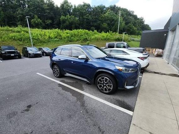 BMW X1 2023 WBX73EF0XP5X58826 image