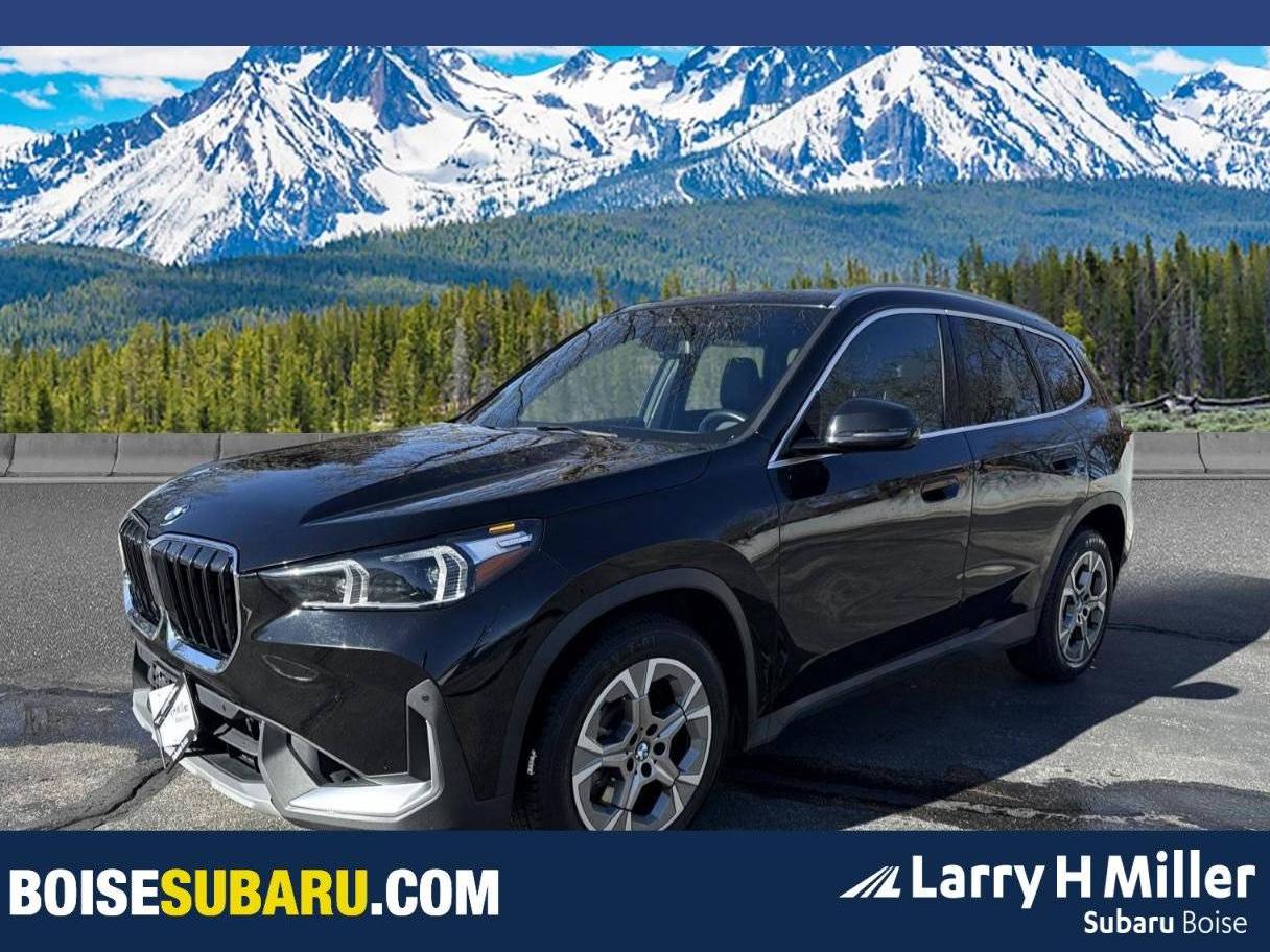 BMW X1 2023 WBX73EF04P5W33482 image