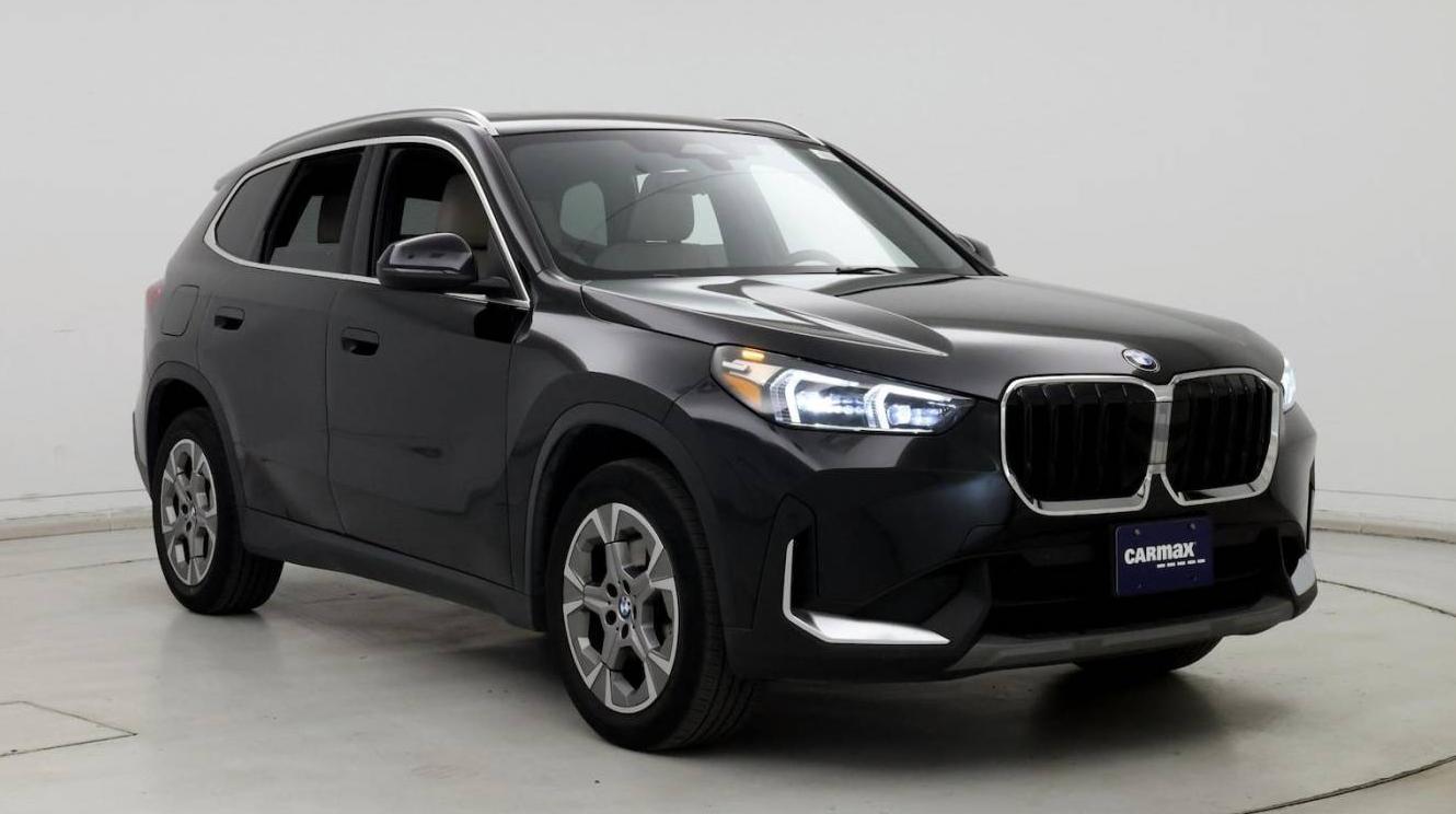 BMW X1 2023 WBX73EF00P5X45096 image