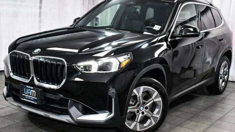 BMW X1 2023 WBX73EF05P5W50405 image