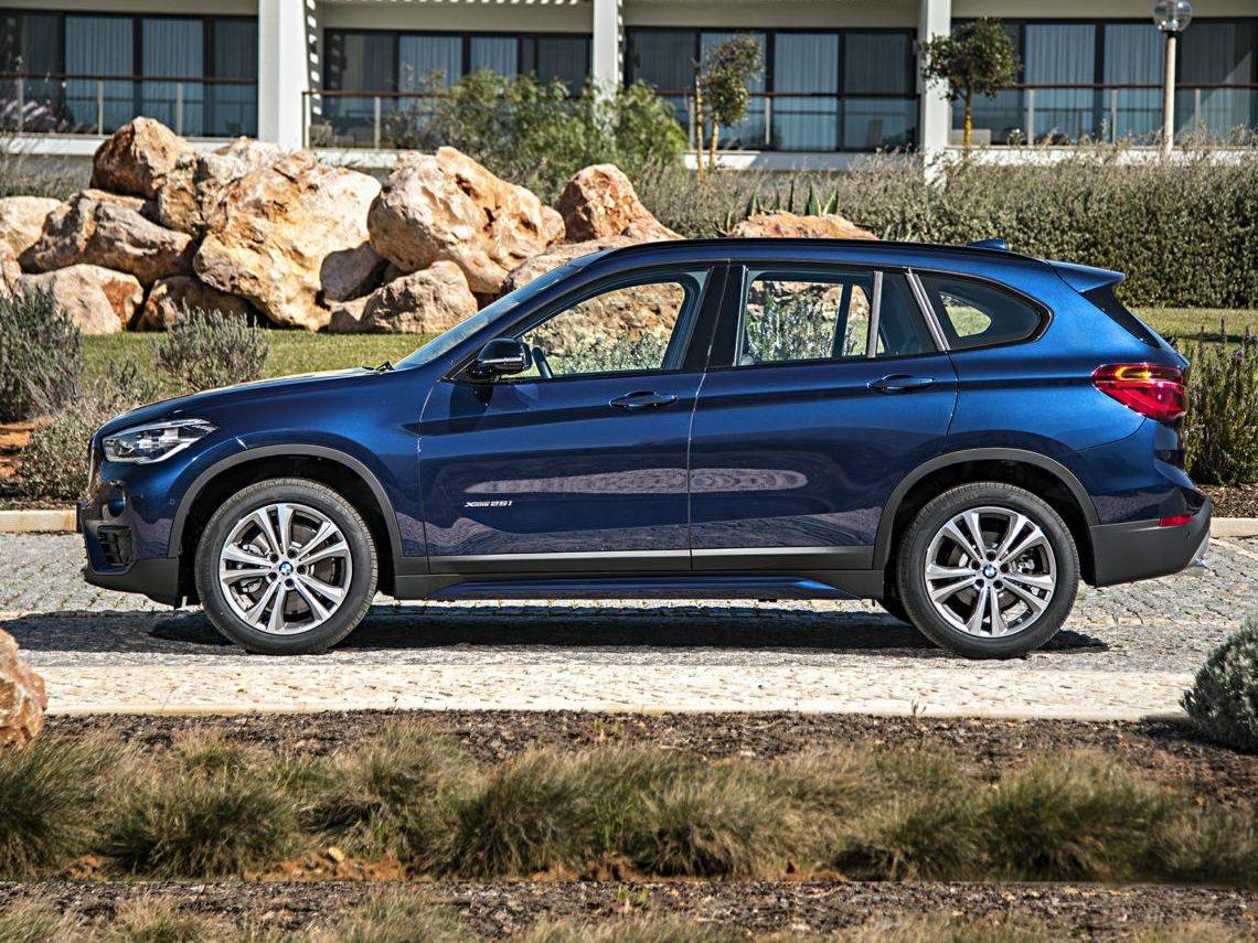 BMW X1 2016 WBXHT3C31GP886237 image