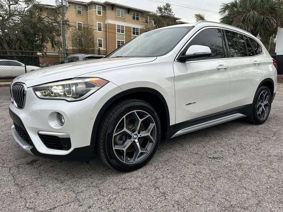 BMW X1 2016 WBXHT3C37G5E49566 image