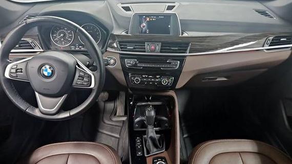 BMW X1 2016 WBXHT3C33GP889947 image