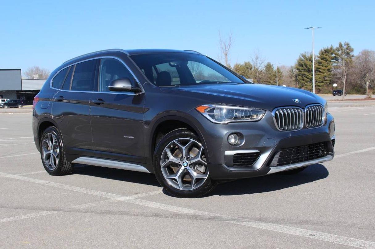 BMW X1 2016 WBXHT3C36G5E49459 image