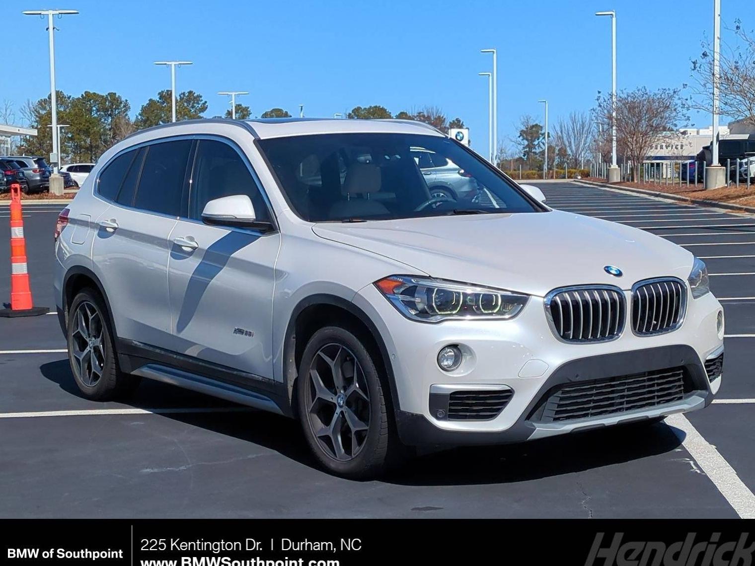 BMW X1 2016 WBXHT3C3XGP887399 image