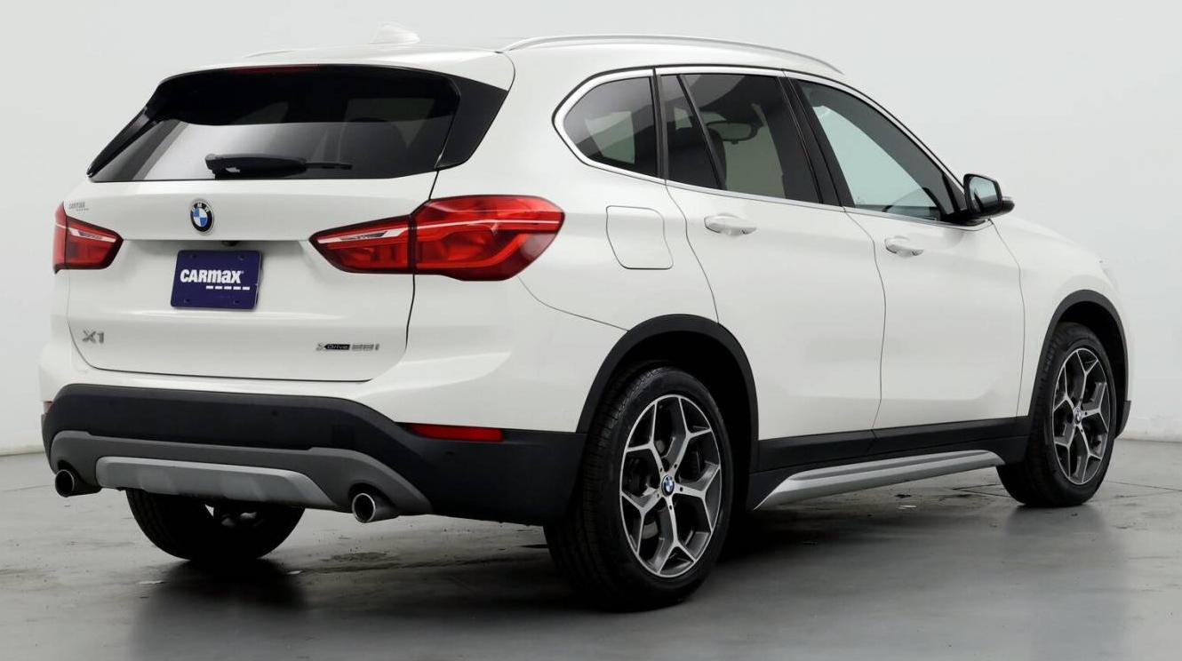 BMW X1 2019 WBXHT3C57K3H35214 image