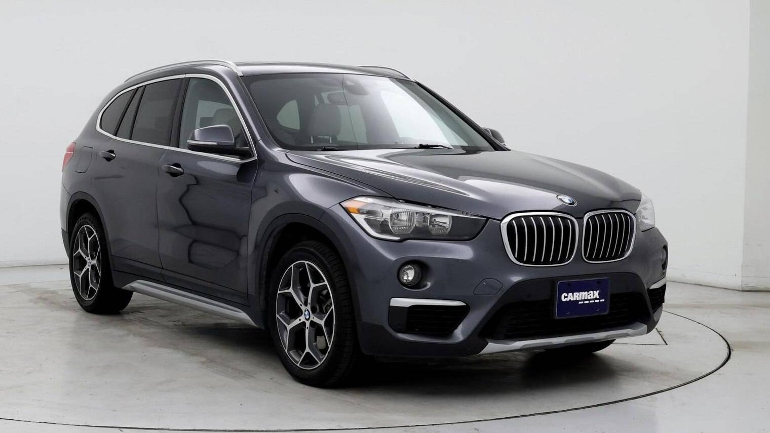 BMW X1 2019 WBXHT3C55K5N23638 image