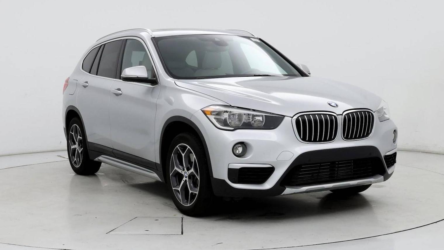 BMW X1 2019 WBXHT3C57K3H35813 image