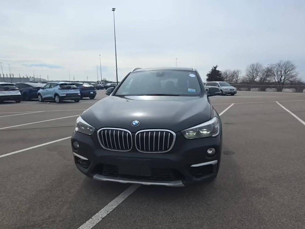 BMW X1 2019 WBXHT3C5XK5L89340 image