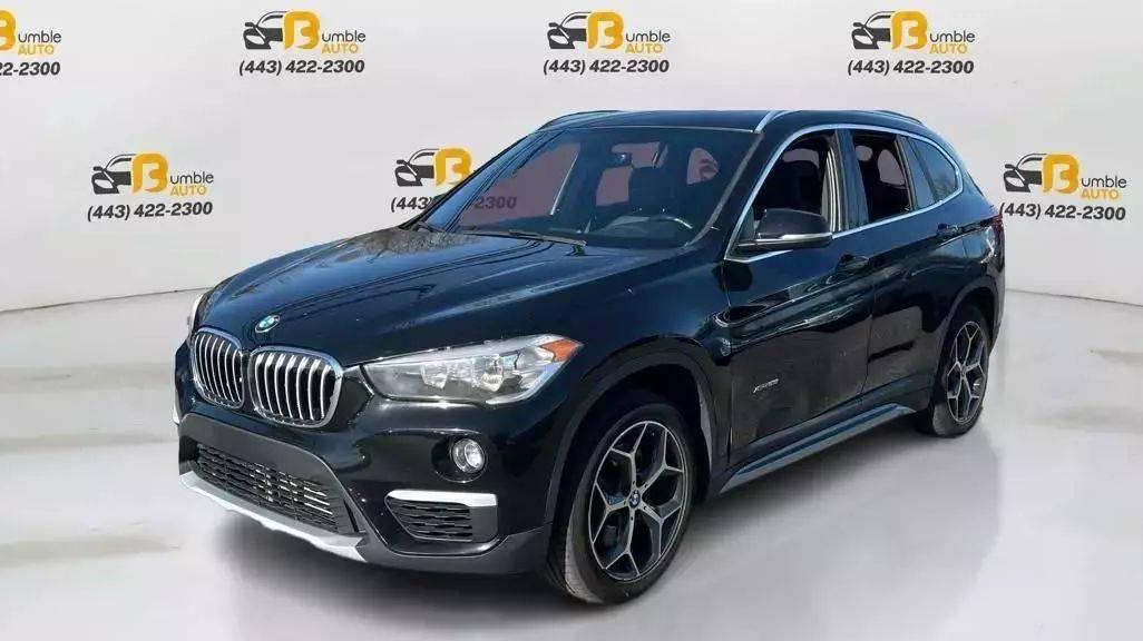 BMW X1 2018 WBXHT3C35J5K31579 image