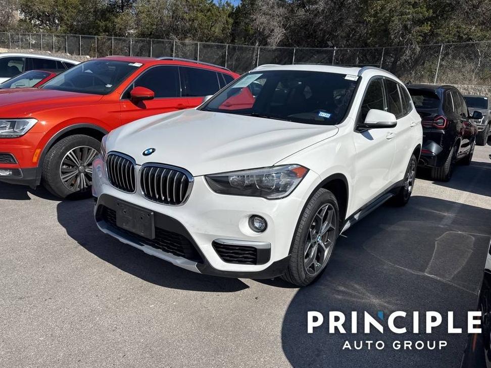 BMW X1 2018 WBXHU7C30J5L09397 image