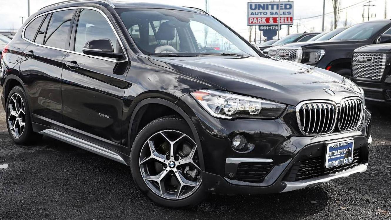 BMW X1 2018 WBXHT3C39J5L26159 image