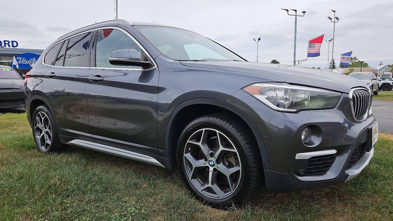 BMW X1 2018 WBXHT3C37J5L35099 image