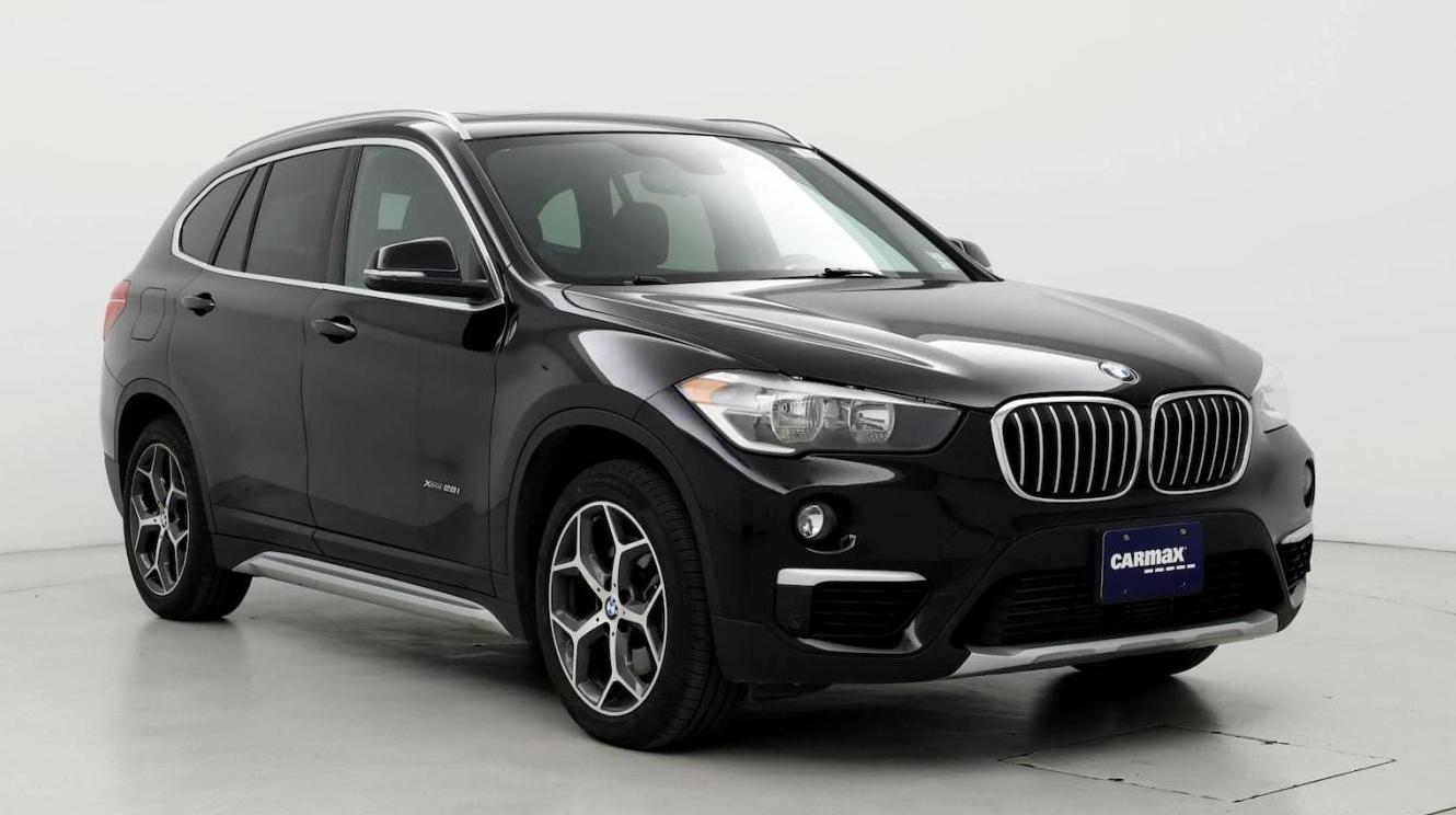 BMW X1 2018 WBXHT3C38J5L24399 image