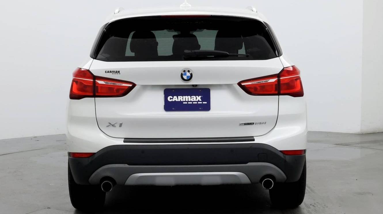 BMW X1 2018 WBXHU7C39J5L08555 image