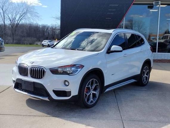BMW X1 2018 WBXHT3C3XJ5K27219 image