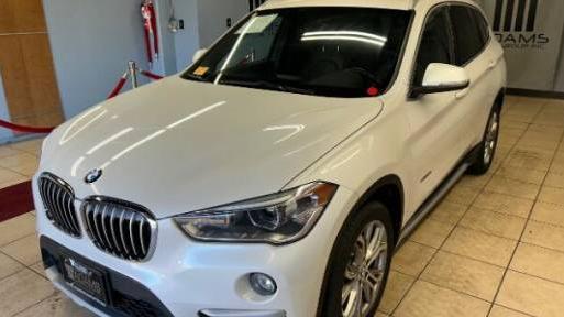 BMW X1 2018 WBXHT3C38J5K26375 image