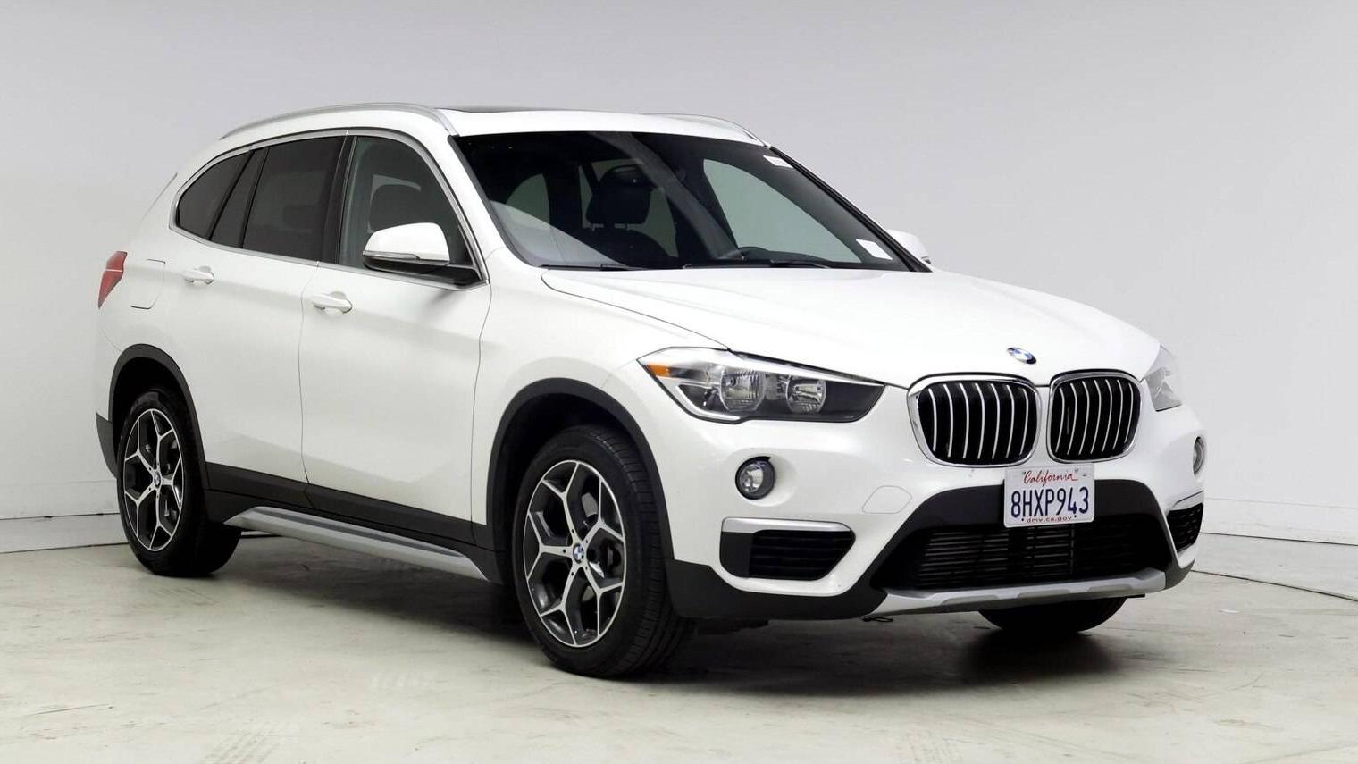 BMW X1 2018 WBXHU7C34J5L06647 image