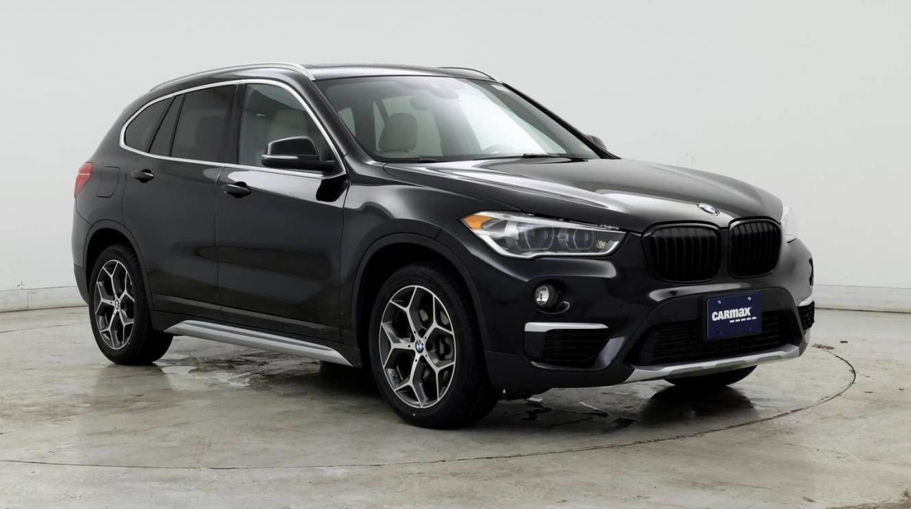 BMW X1 2018 WBXHT3C31J5L33526 image