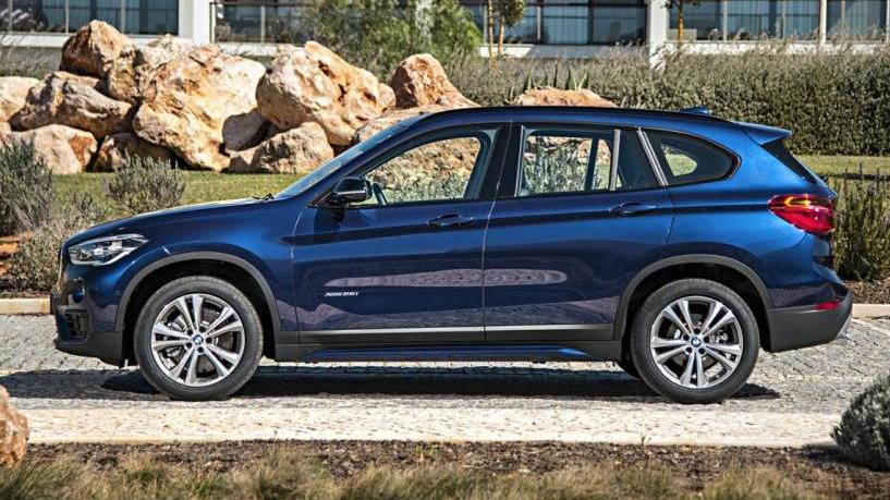 BMW X1 2018 WBXHT3C31J5K28503 image