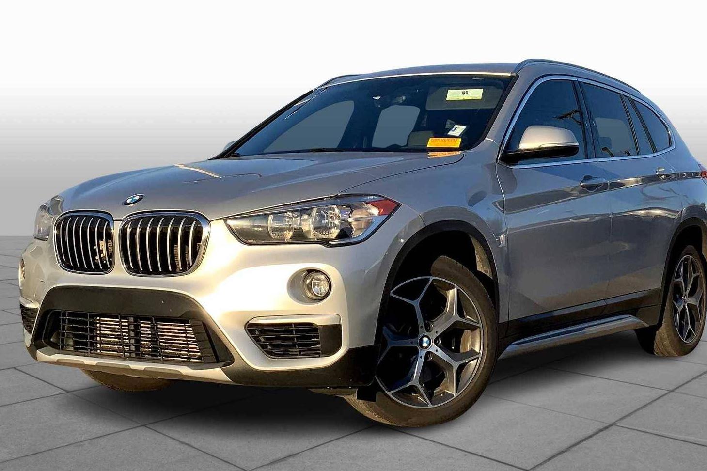 BMW X1 2018 WBXHT3C30J3H32085 image