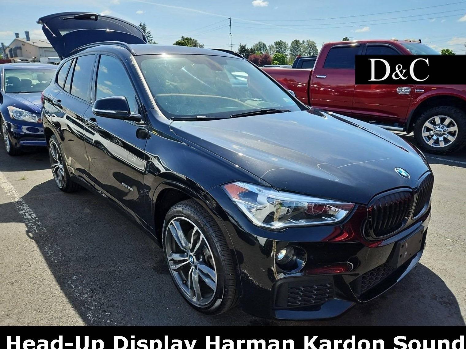 BMW X1 2018 WBXHT3C31J5F93055 image