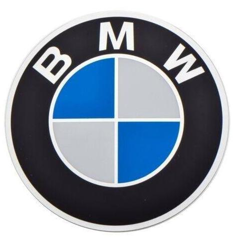 BMW X1 2018 WBXHT3C36J5F90331 image