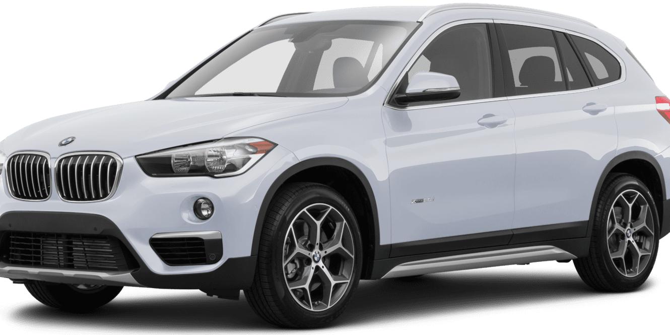 BMW X1 2018 WBXHT3C32J5K21074 image