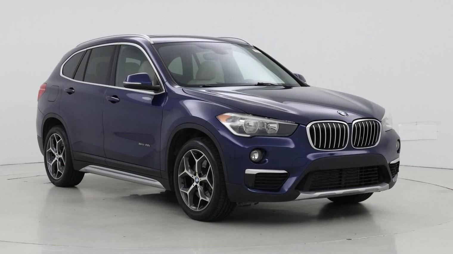 BMW X1 2018 WBXHU7C3XJ5L05390 image