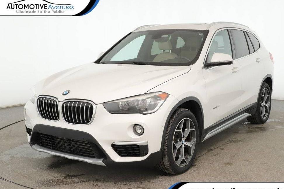 BMW X1 2018 WBXHT3C36J5K26200 image