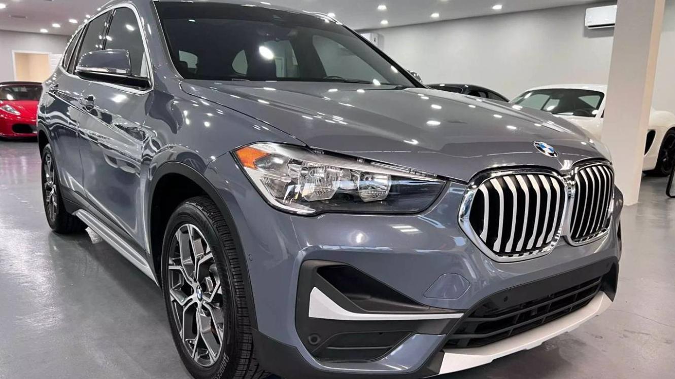 BMW X1 2021 WBXJG7C02M5T37799 image